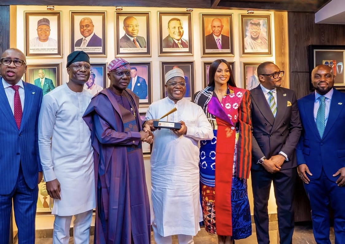 Lagos State Governor Babajide Sanwo-Olu, Lagos officials and American singer Ciara Wilson at the Nigerian Exchange (NGX) in Lagos