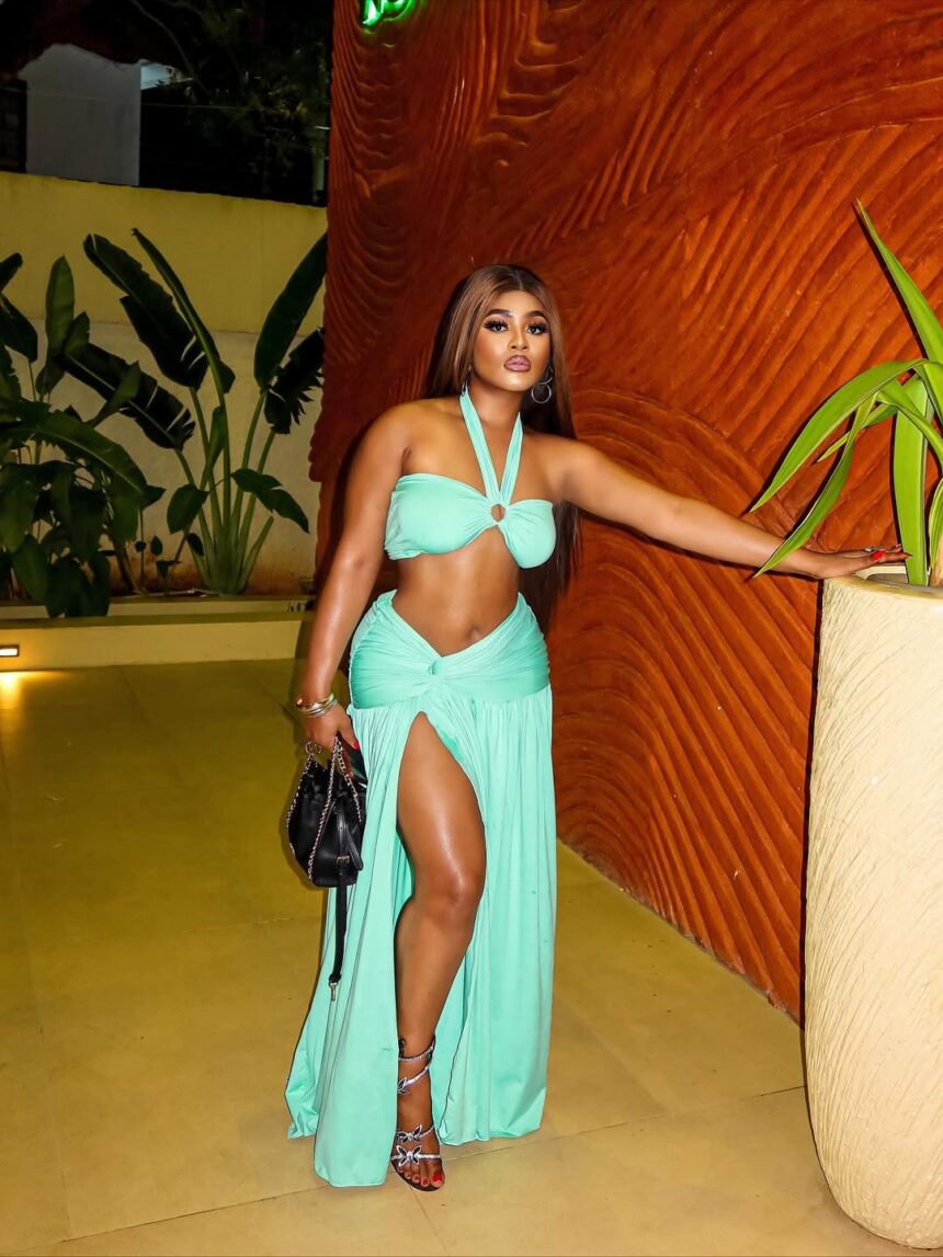 Phyna stuns in a show-stopping Boo-and-Mee set