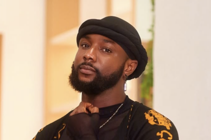 Smart "Worldcharming" Courage