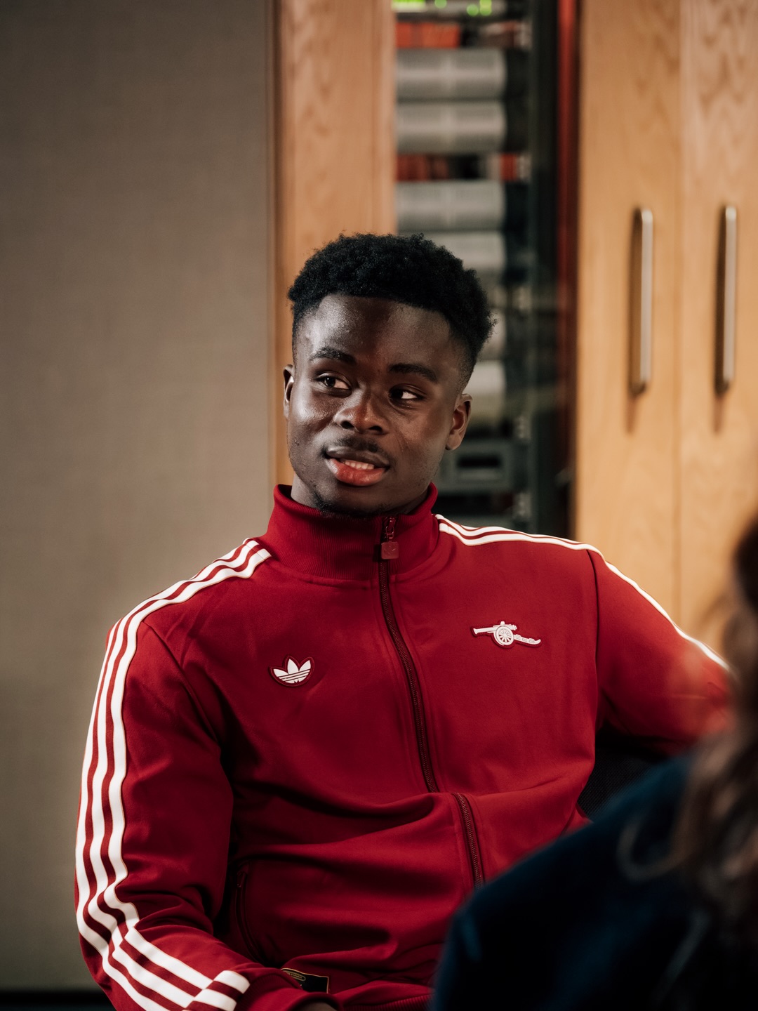 Bukayo Saka stuns Tems with Celine Dion confession, "I don't know who that is"